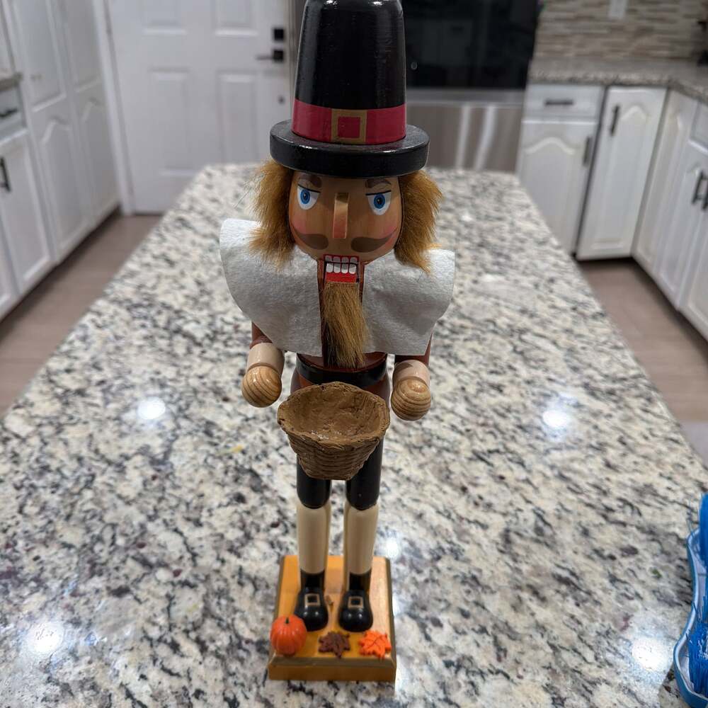 Vintage Nutcracker Village Pilgrim Man Thanksgiving 14” Velvet Suit Cornucopia P